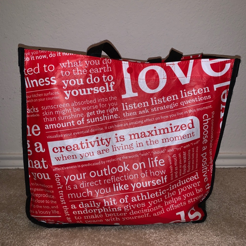 Lululemon reusable shopping tote bags